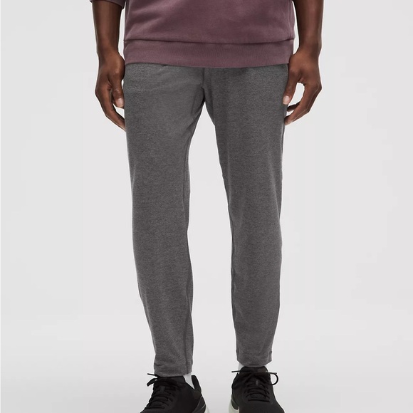 lululemon Men’s Soft Jersey Tapered Pant *Regular - Picture 2 of 9